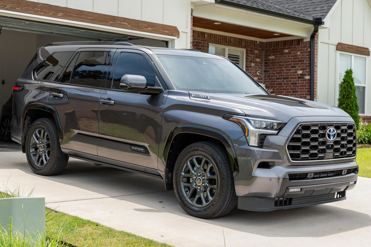 2023 Toyota Sequoia Platinum 4x4