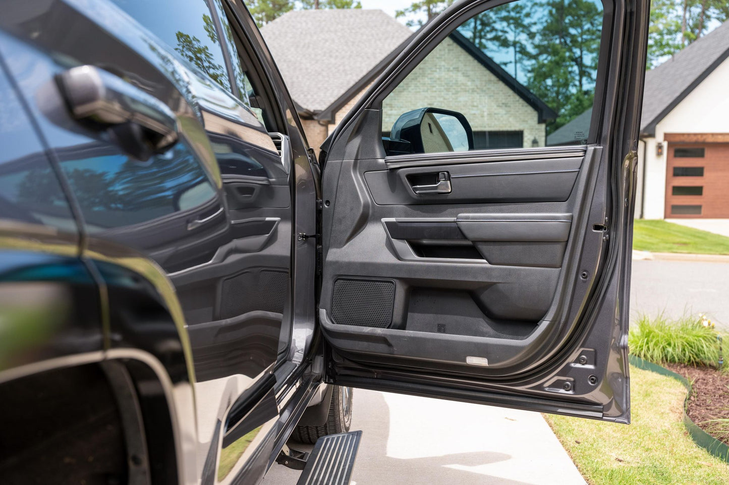 2023 Toyota Sequoia Platinum 4x4